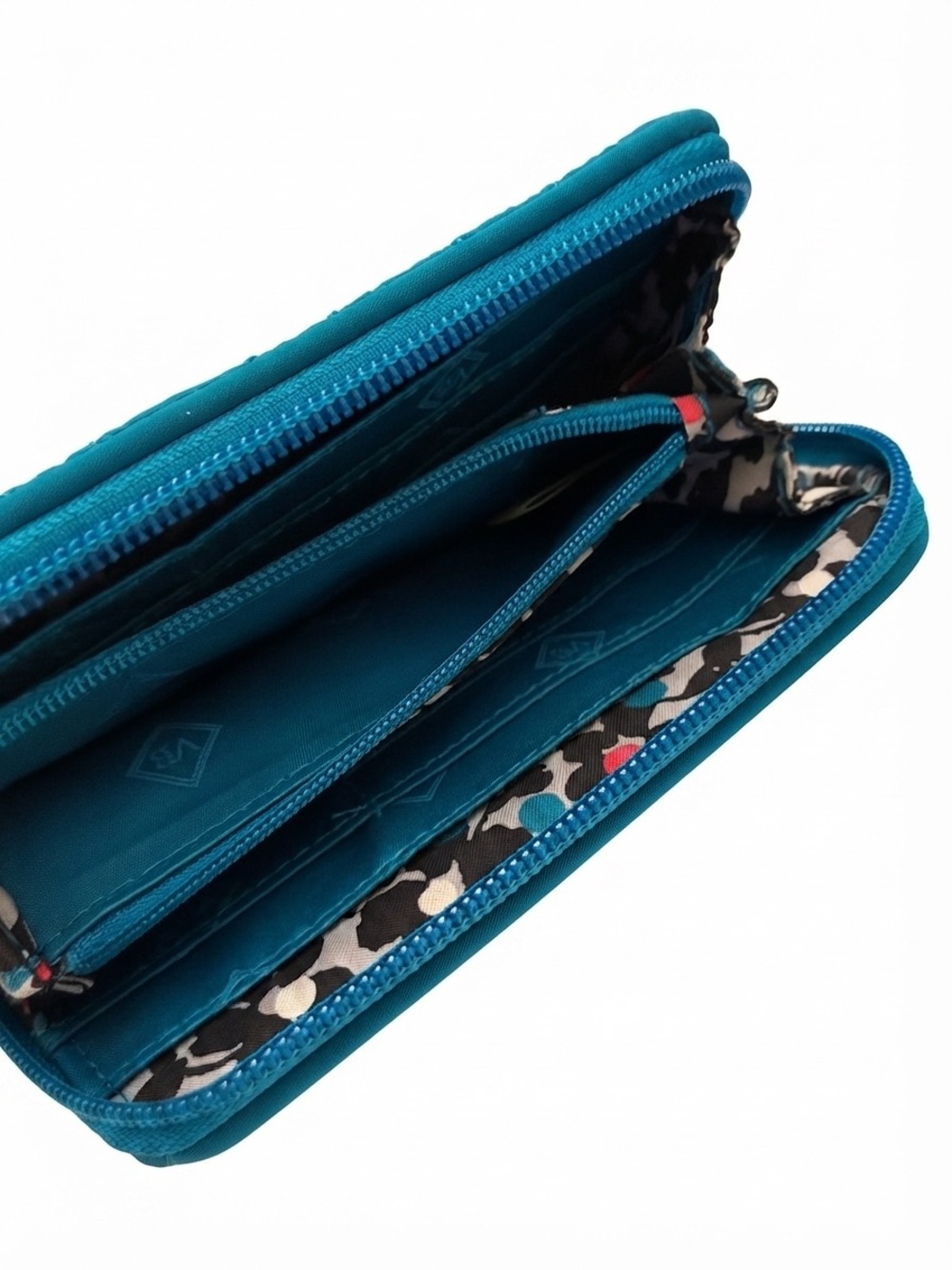 Vera Bradley Georgia Microfiber Teal Quilted Zip Wallet RFID - Picture 3 of 4